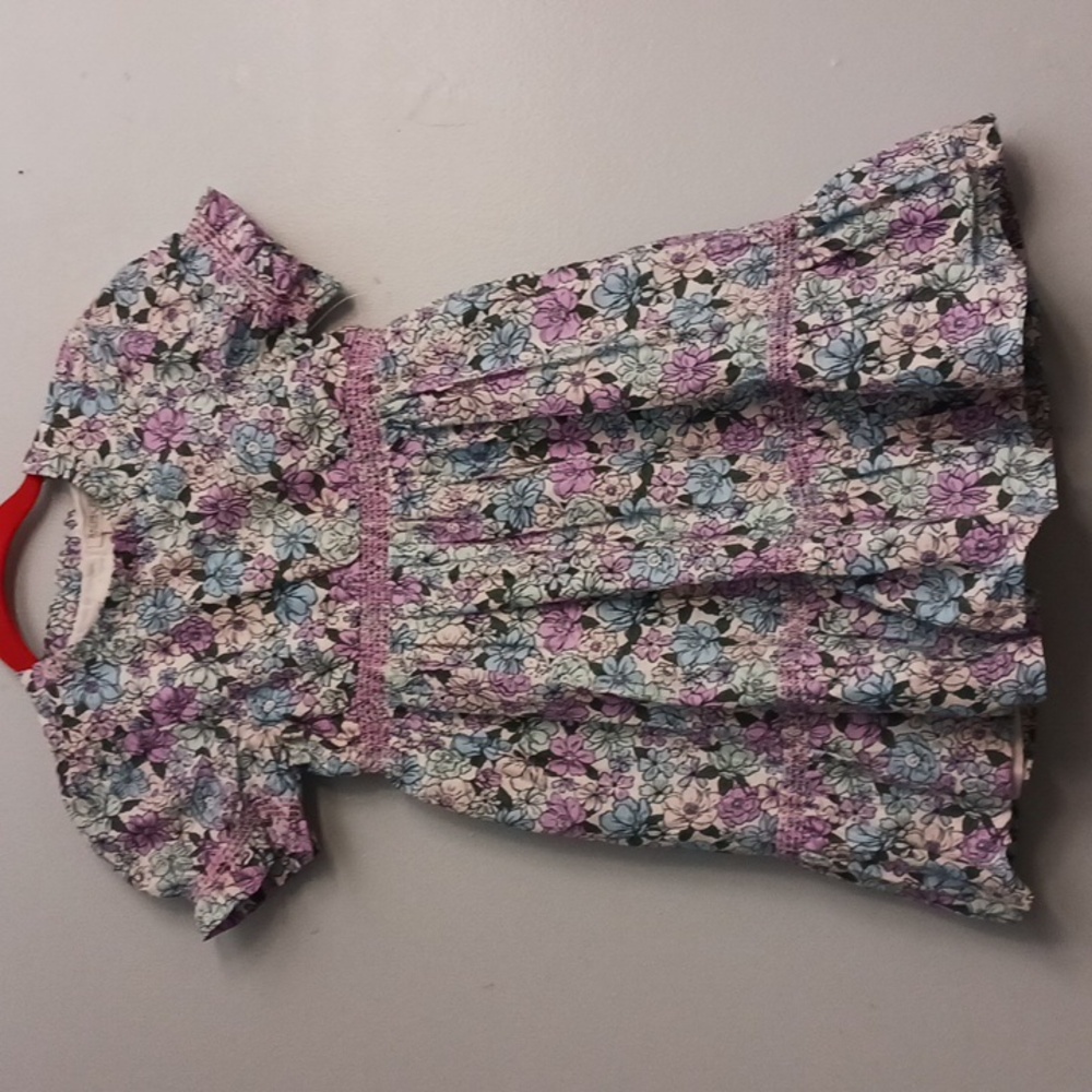 Rachel Zoe Kids size 8 girl's floral print white backgound,purle,blue dress.